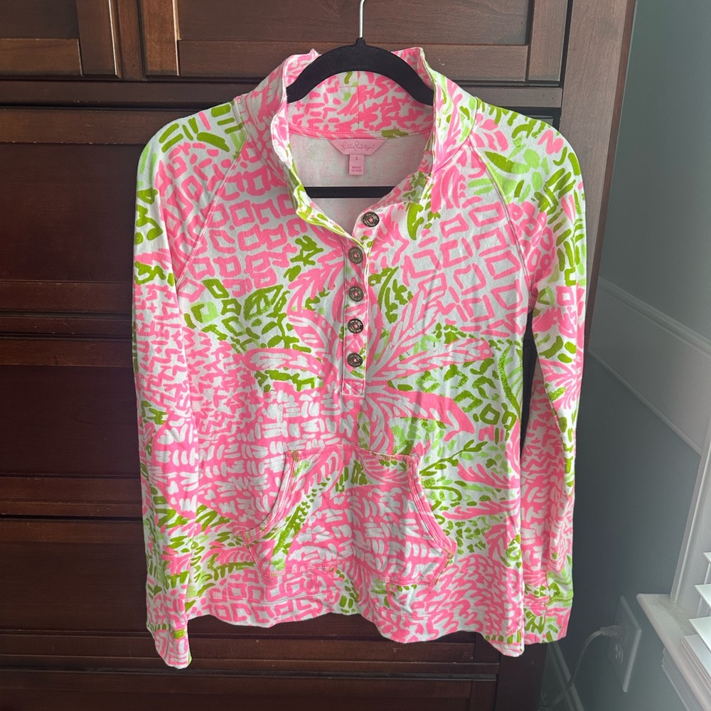 Lilly Pulitzer Captain Popover in "Home Slice" pineapple print pullover size S